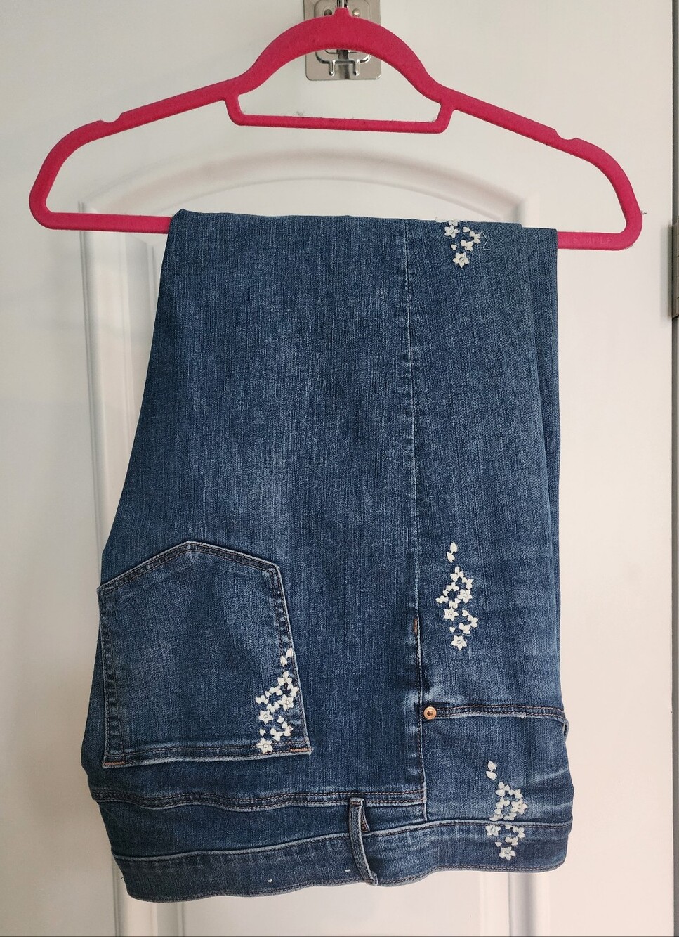 Plus Size Ann Taylor LOFT Embroidered Jeans